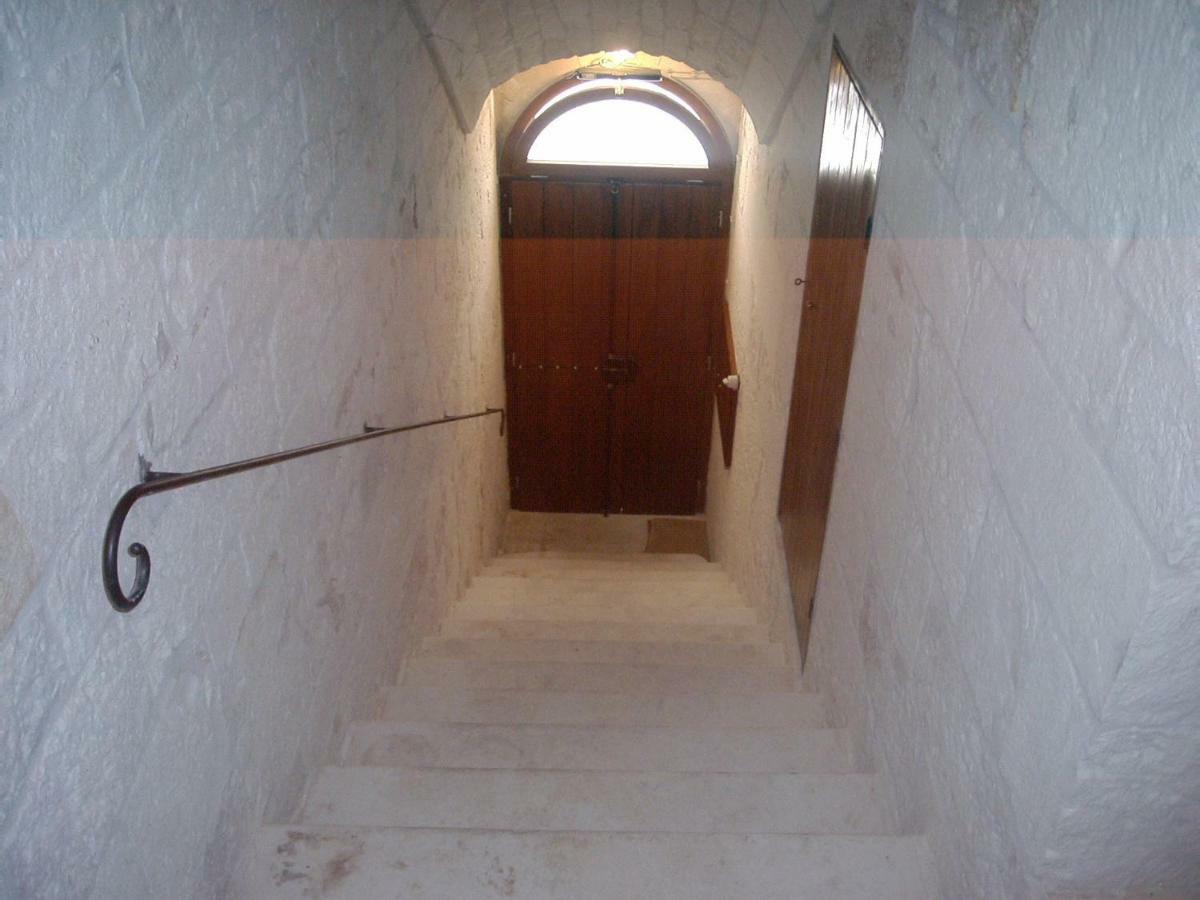 B&B La Stradella ออสตูนี ภายนอก รูปภาพ