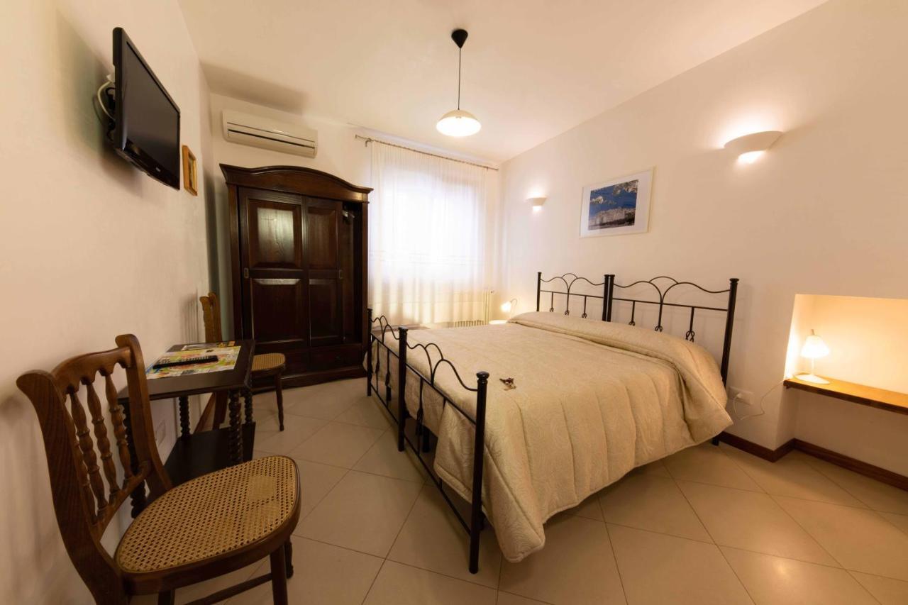 B&B La Stradella ออสตูนี ภายนอก รูปภาพ